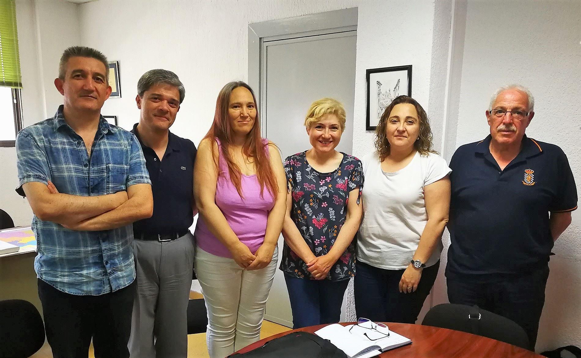 Junta Directiva 20/21. De izquierda a derecha, José Martínez, Rubén Espinosa, María del Pilar Alarcón, Alicia Mesa, Eva Mª Fernández y Emilio Tovar.