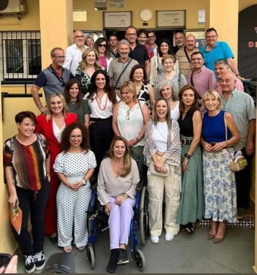 encuentro entre Asociaciones y Partidos Políticos de la ciudad de Granada